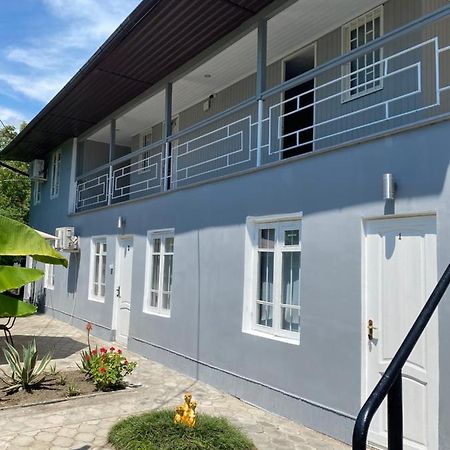 Гостевой Дом «Green Garden» Suhumi Exterior foto
